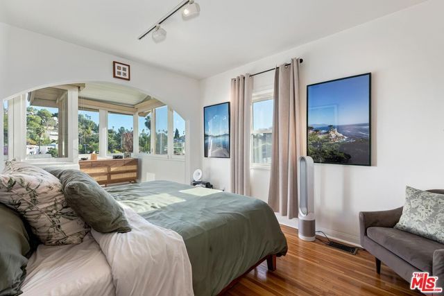 1501 Westerly Terrace, Los Angeles, CA 90026