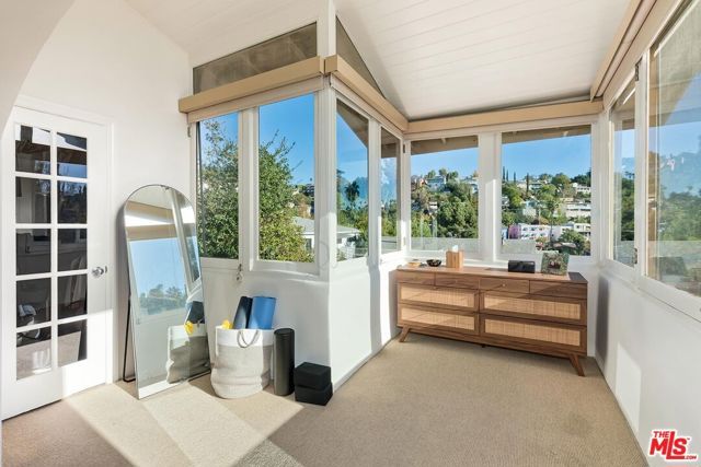 1501 Westerly Terrace, Los Angeles, CA 90026