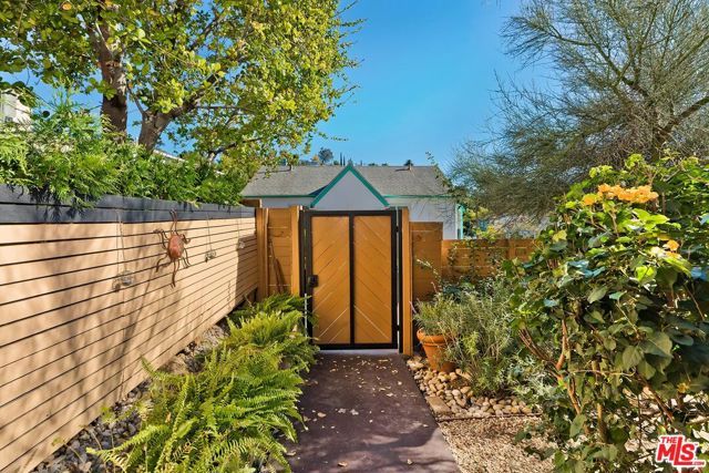 1501 Westerly Terrace, Los Angeles, CA 90026