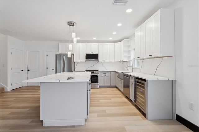 1530 12TH AVENUE S, St Petersburg, FL 33705