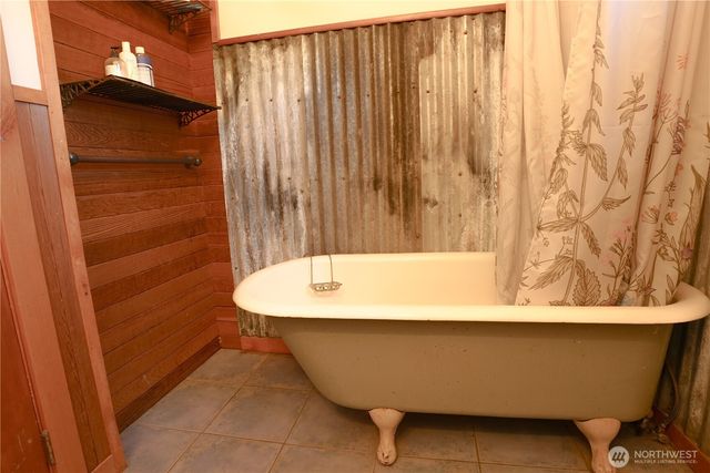 2904 Wildwood Drive, Quilcene, WA 98376