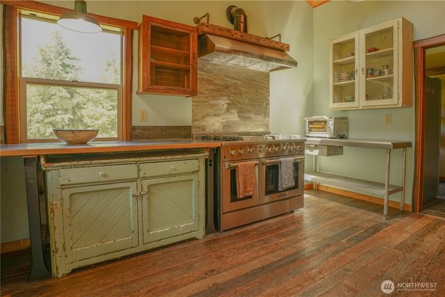 2904 Wildwood Drive, Quilcene, WA 98376