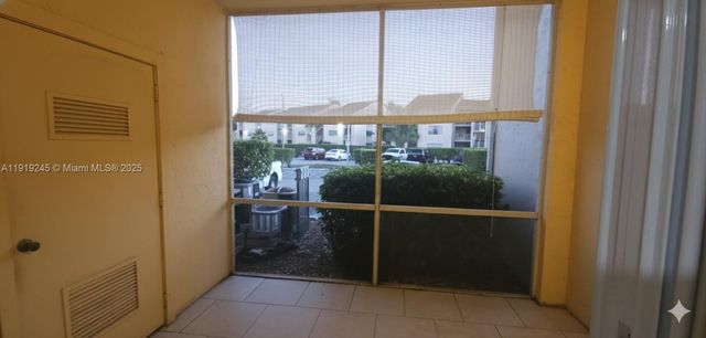 15325 SW 106th Ter 628, Miami, FL 33196