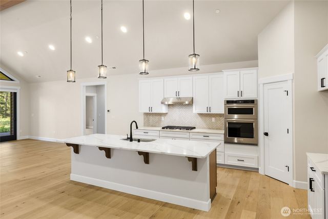 1050 Domerie Park Loop, Cle Elum, WA 98940