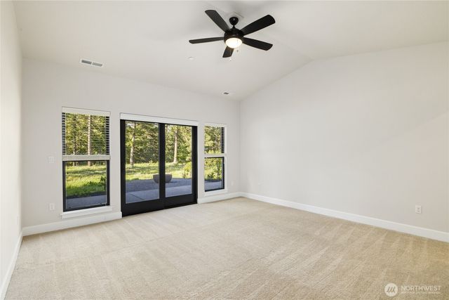 1050 Domerie Park Loop, Cle Elum, WA 98940