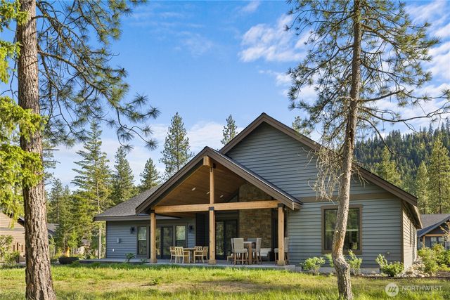 1050 Domerie Park Loop, Cle Elum, WA 98940