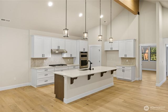 1050 Domerie Park Loop, Cle Elum, WA 98940