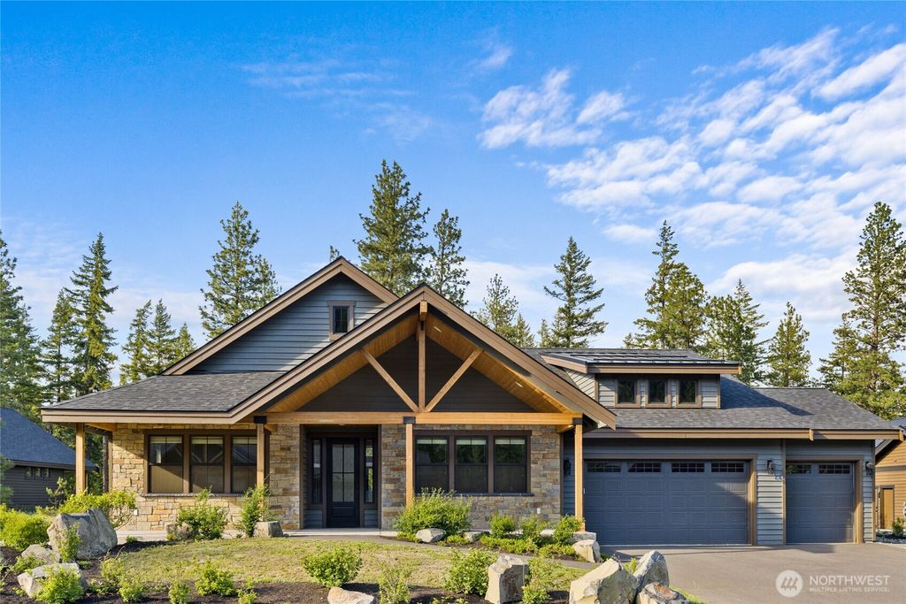 1050 Domerie Park Loop, Cle Elum, WA 98940