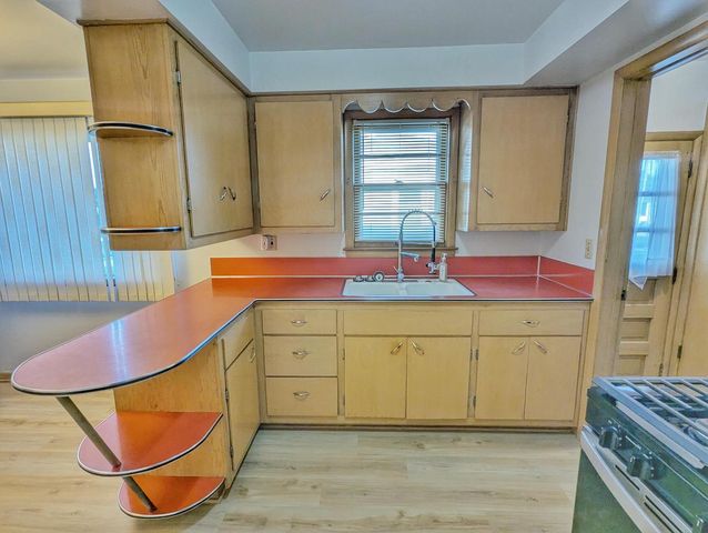1807 28th STREET, Kenosha, WI 53140