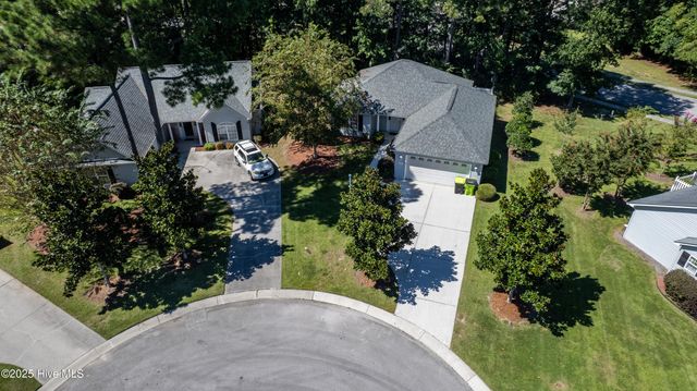 702 Hummingbird S, Swansboro, NC 28584