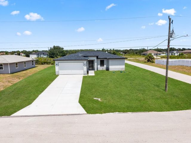 2700 69TH ST W, Lehigh Acres, FL 33971