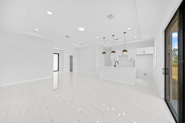 2700 69TH ST W, Lehigh Acres, FL 33971