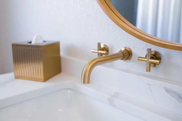 904 Columbia Drive, Cedar Falls, IA 50613