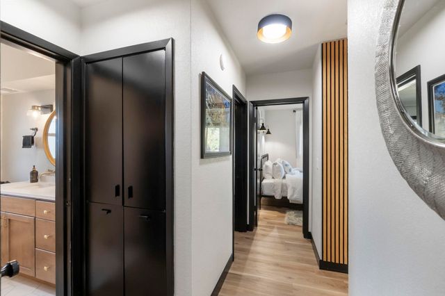 904 Columbia Drive, Cedar Falls, IA 50613