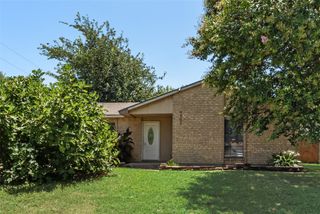 9502 Zelkova Circle, Dallas, TX 75249