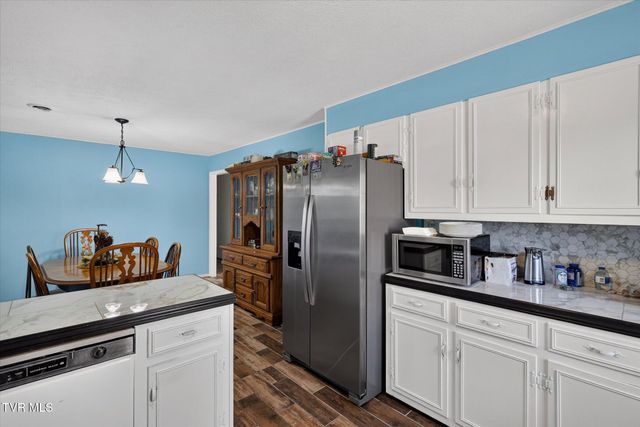 329 Spring Hill Terrace, Bristol, VA 24201