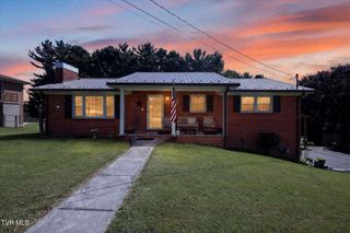 329 Spring Hill Terrace, Bristol, VA 24201
