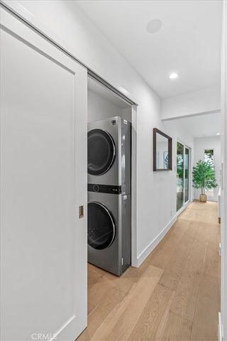 1320 Thayer, Los Angeles, CA 90024