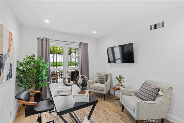 1320 Thayer, Los Angeles, CA 90024