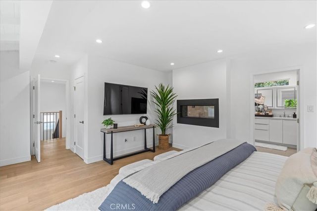 1320 Thayer, Los Angeles, CA 90024