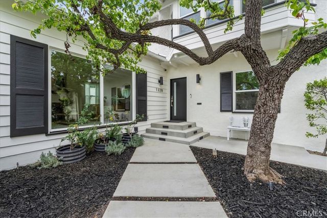 1320 Thayer, Los Angeles, CA 90024