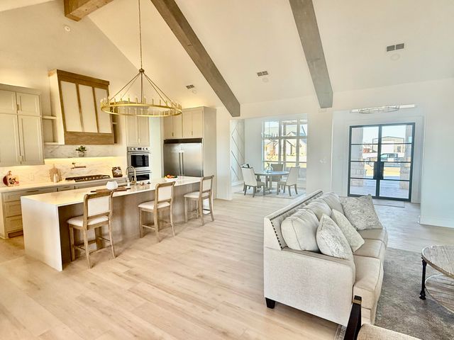 5825 County Road 7675, Lubbock, TX 79424