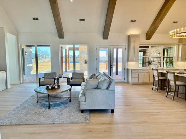 5825 County Road 7675, Lubbock, TX 79424