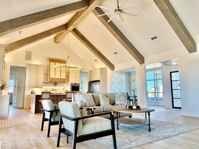 5825 County Road 7675, Lubbock, TX 79424