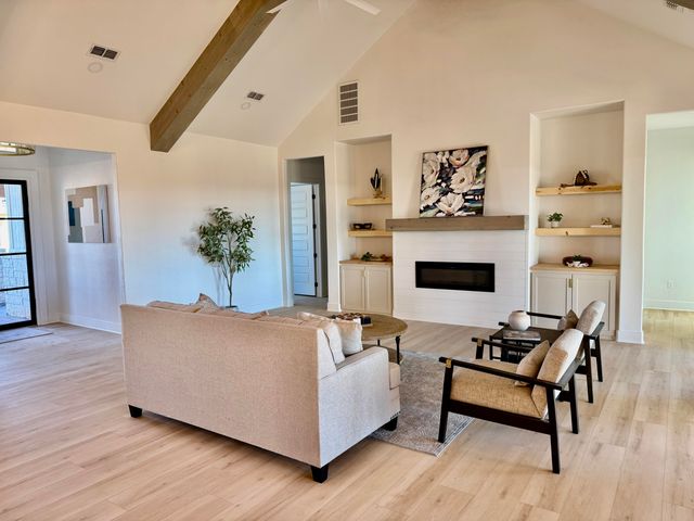 5825 County Road 7675, Lubbock, TX 79424