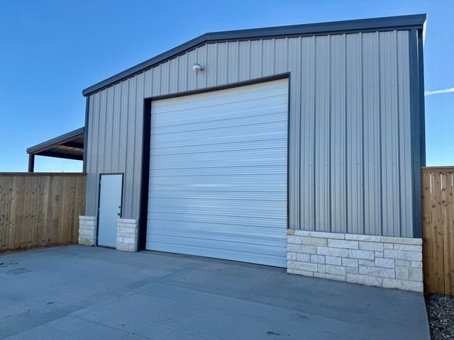 5825 County Road 7675, Lubbock, TX 79424