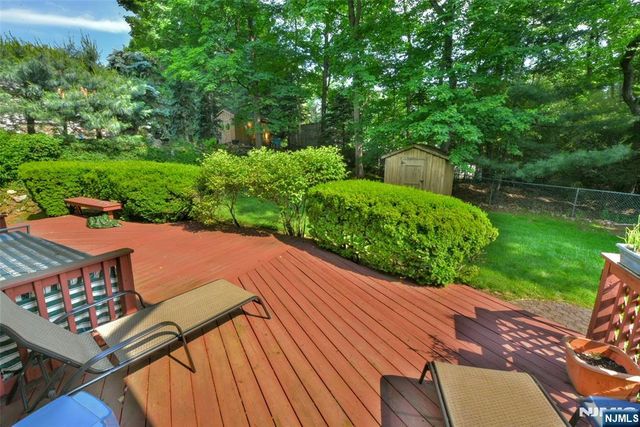 151 Bergen Avenue, Waldwick, NJ 07463