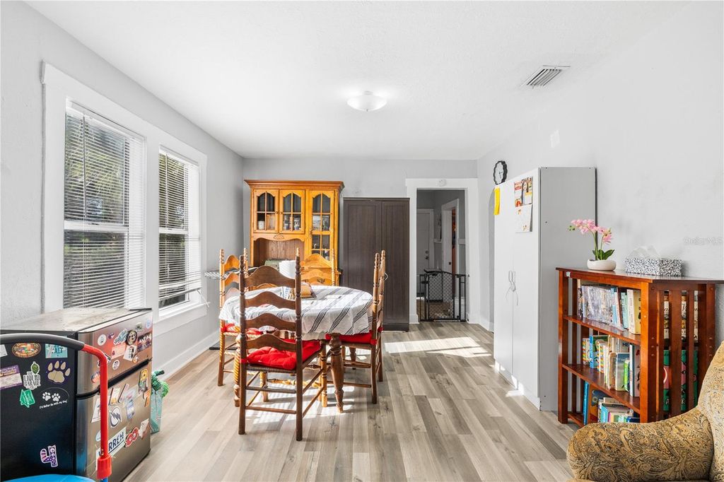 Image 10 of property listing at 2312 E 23RD AVENUE, Tampa, FL 33605