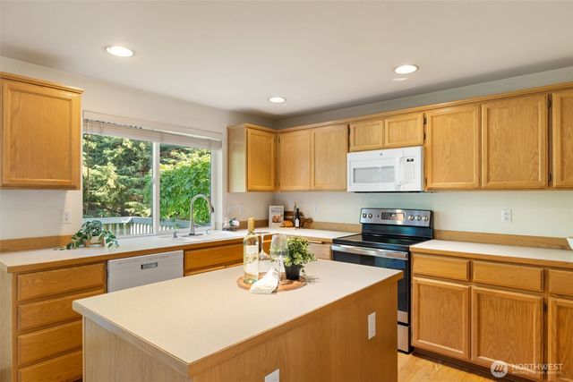 6206 58th Street Ct, University Place, WA 98467