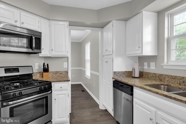 6114 OUST LN, Woodbridge, VA 22193