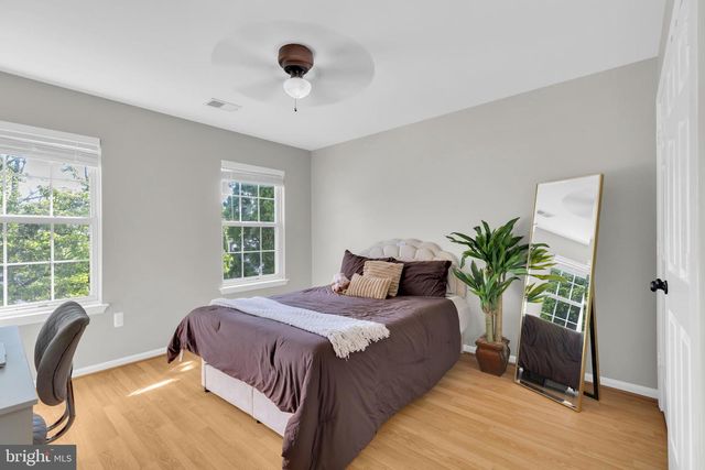 6114 OUST LN, Woodbridge, VA 22193