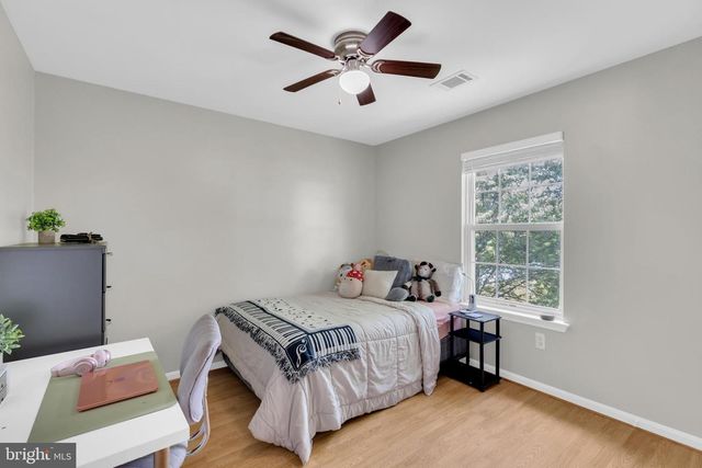 6114 OUST LN, Woodbridge, VA 22193