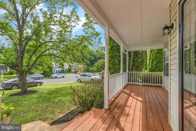 6114 OUST LN, Woodbridge, VA 22193