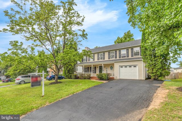 6114 OUST LN, Woodbridge, VA 22193