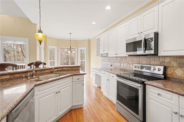 522 Chestnut Walk, Canton, GA 30114