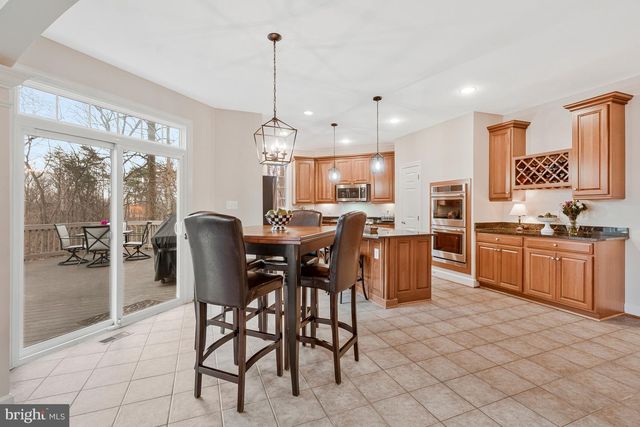 13783 HENRY POND CT, Chantilly, VA 20151