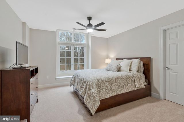 13783 HENRY POND CT, Chantilly, VA 20151