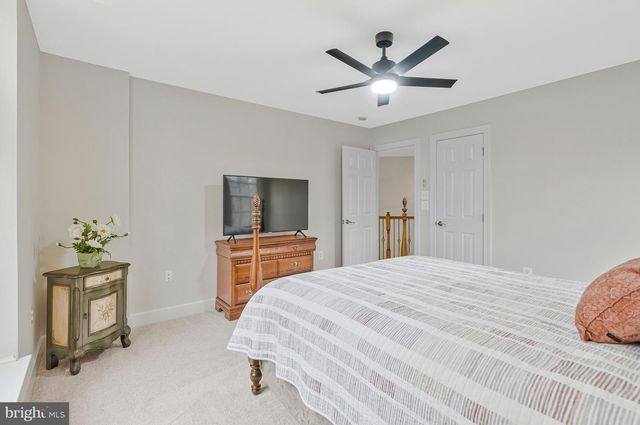 13783 HENRY POND CT, Chantilly, VA 20151