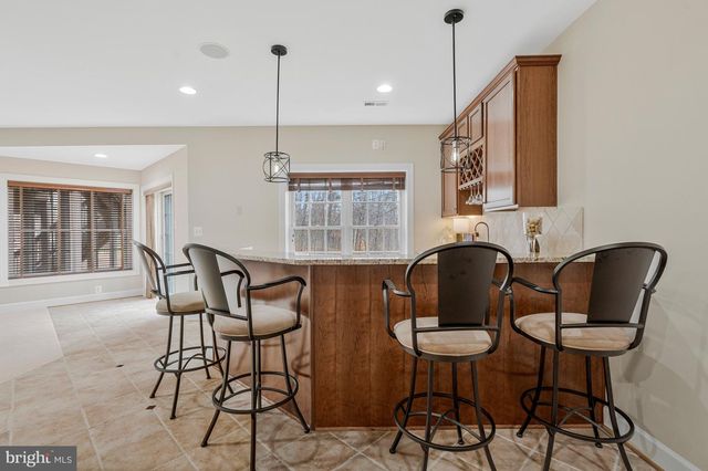 13783 HENRY POND CT, Chantilly, VA 20151