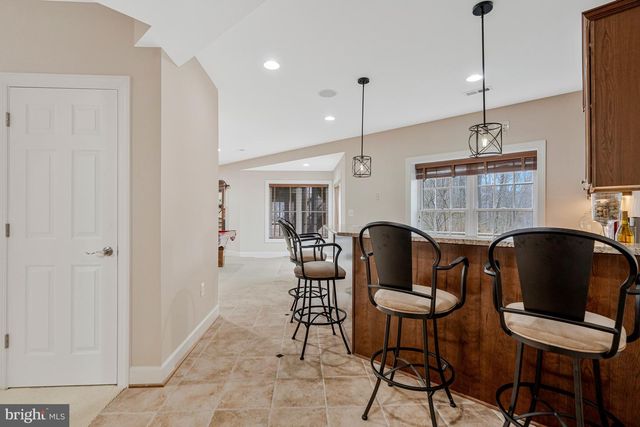 13783 HENRY POND CT, Chantilly, VA 20151