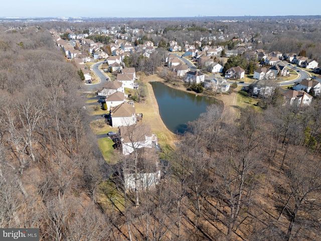 13783 HENRY POND CT, Chantilly, VA 20151