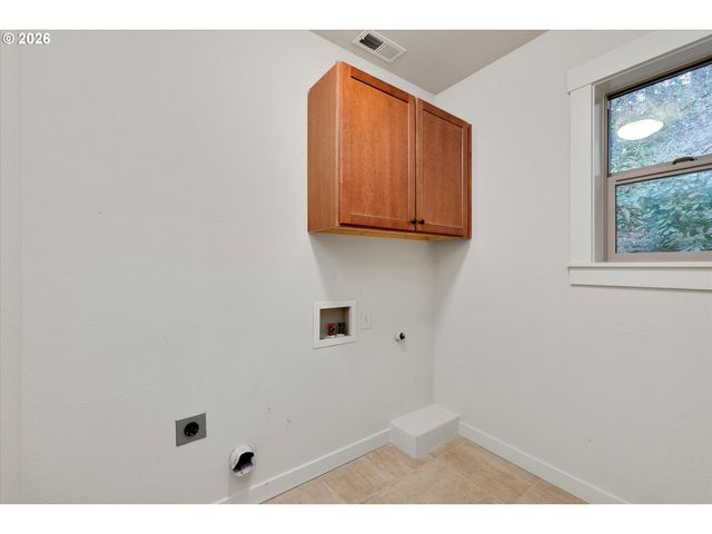 16383 Se MERGANSER Ct, Milwaukie, OR 97267