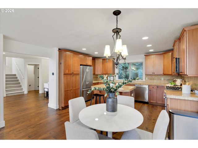 16383 Se MERGANSER Ct, Milwaukie, OR 97267