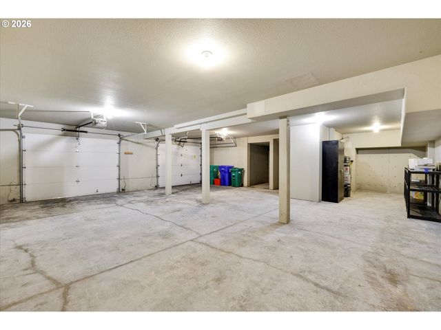 16383 Se MERGANSER Ct, Milwaukie, OR 97267