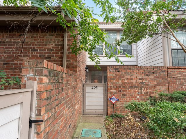 18240 Midway Road 205, Dallas, TX 75287