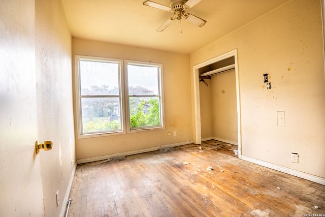 607 Kashmuir Pl, San Antonio, TX 78223
